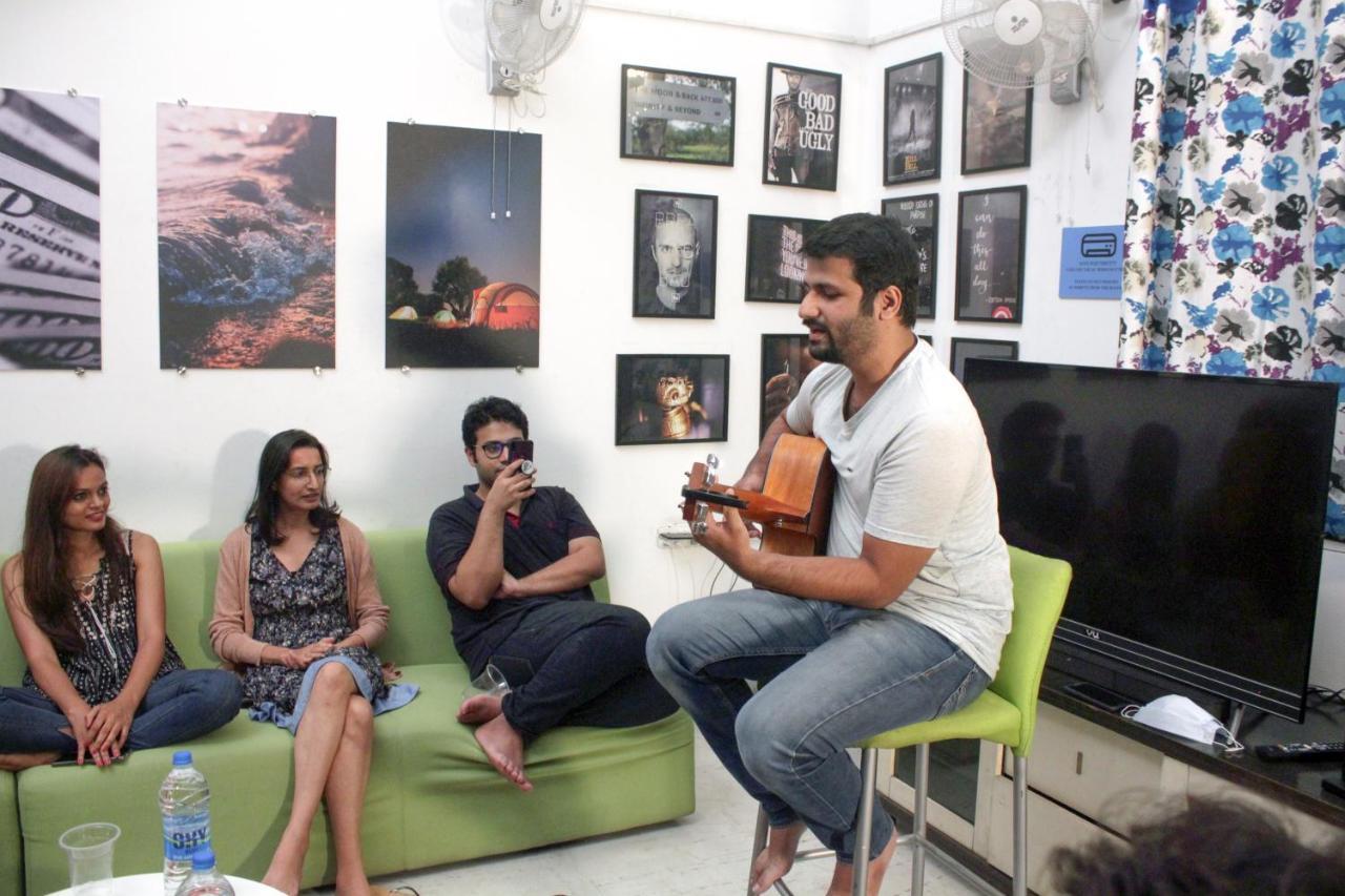 Hostel Lifespace- Twin Bungalow With Pods, Bunks, Private Rooms, Cowork & Cafe Pune Esterno foto